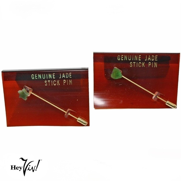 Vintage 2 Genuine Jade Stick Pins Taiwan ROC Label Star and Heart Shape -Hey Viv - Picture 1 of 4